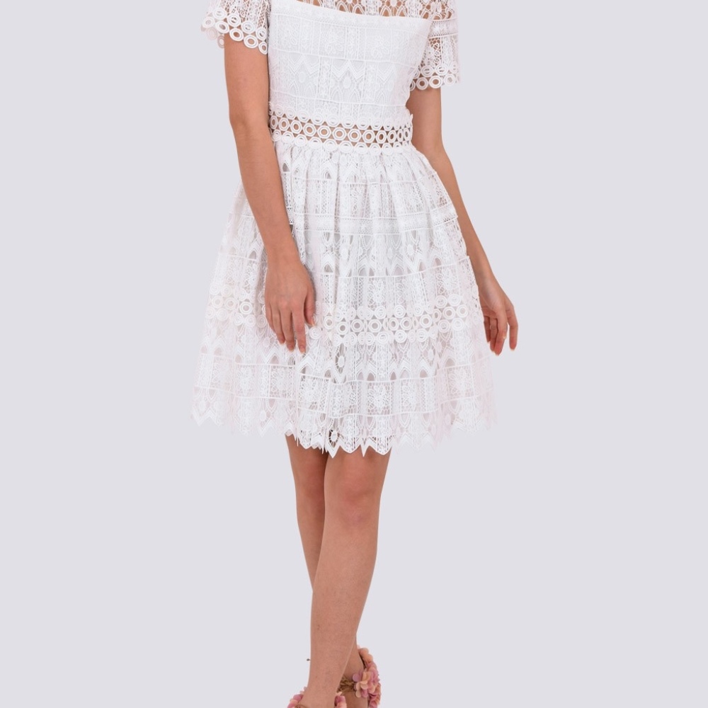 ⚡️SALE⚡️Alexis Lula Dress White SMALL - Picture 3 of 7